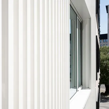 ホテル Hello - Free Parking And Pet Friendly