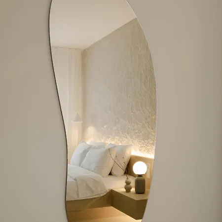 Hello - Free Parking And Pet Friendly 3*