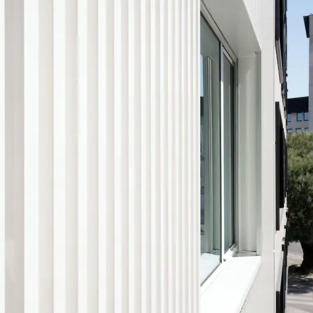 Hello - Free Parking And Pet Friendly ホテル 3*