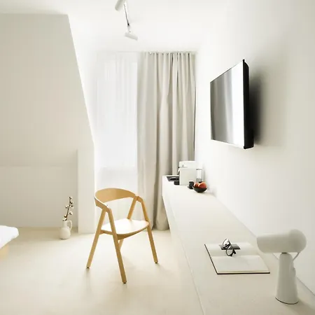 Ξενοδοχείο Hello - Free Parking And Pet Friendly 3*