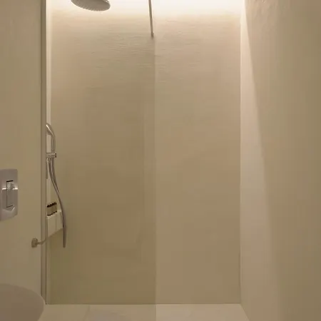 Ξενοδοχείο Hello - Free Parking And Pet Friendly 3*