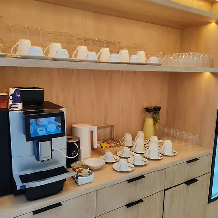 Hello - Free Parking And Pet Friendly 3* بلوفديف