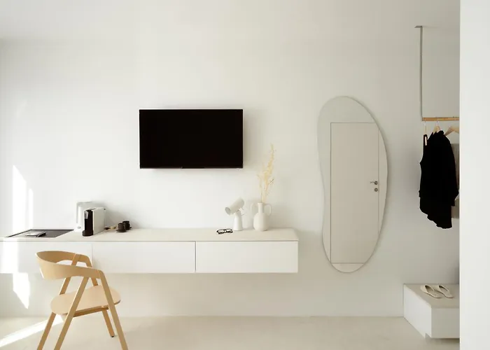 Hotel Hello - Free Parking And Pet Friendly